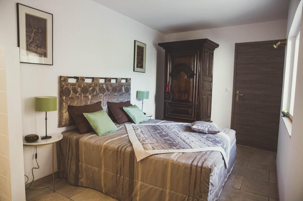 Les Cent Ciels Hotel Salavas Exterior photo